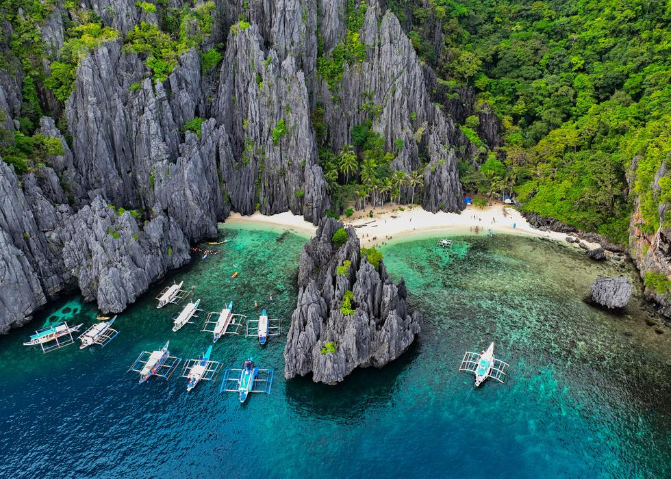 Top Destinations & Islands